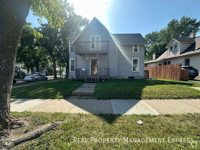 Building Photo - 1 Bed 1 Bath Main-Level Living in Sioux Falls Rental