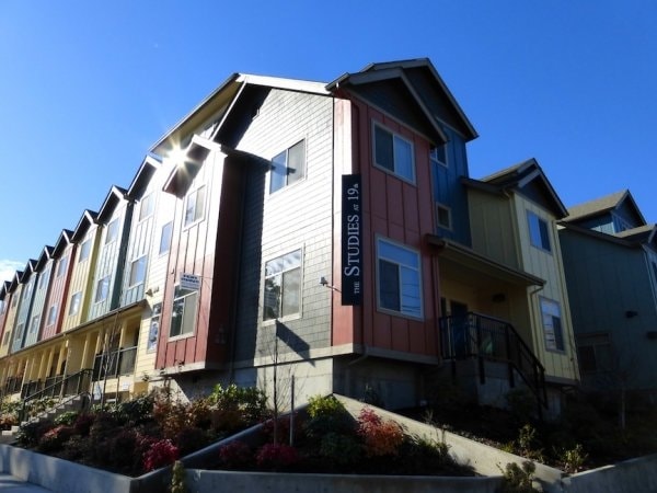 The Studies at 19th - The Studies at 19th Apartments
