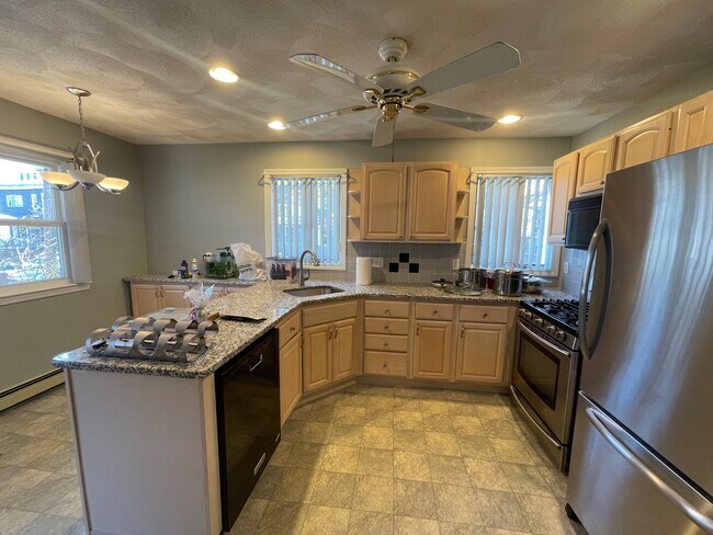 Photo - 112 Boston Ave Unit 1