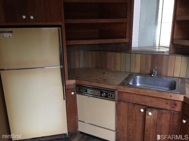 Photo - 131 Wilmot St