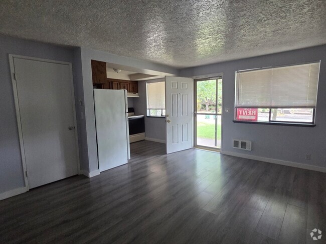Building Photo - A1925 Unit 2 Rental