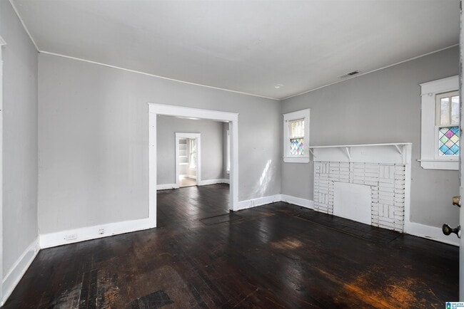 Photo - 129 68th St N