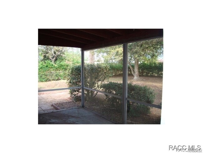 Photo - 9081 N Golfview Dr