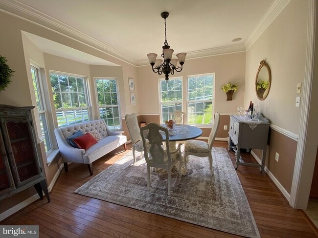 Photo - 6 Hollow Creek Cir