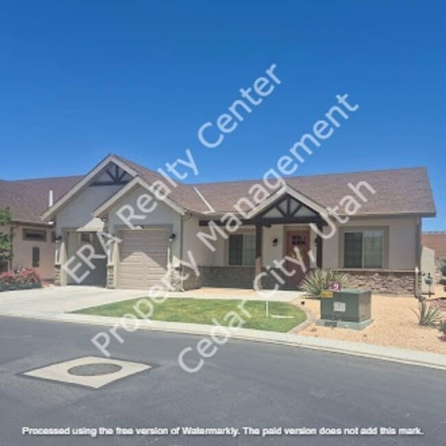 Building Photo - Move-in Bonus! 2 Bed, 2 bath + Office or Den.
