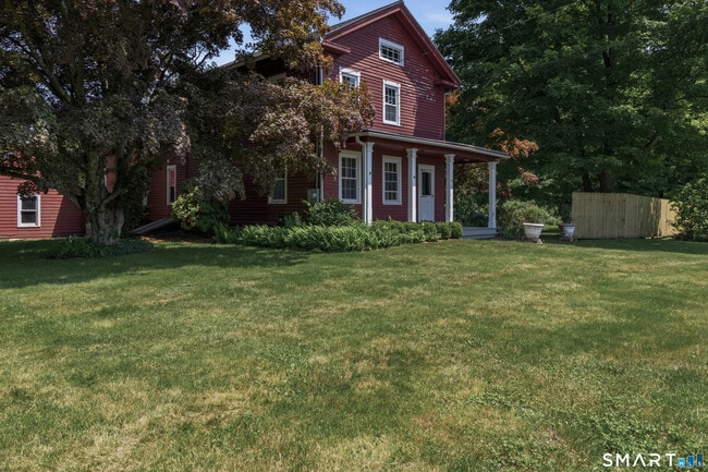 Building Photo - 238 Isinglass Rd