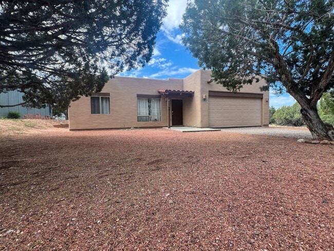 HOUSE - RIMROCK/MONTEZUMA - HOUSE - RIMROCK/MONTEZUMA
