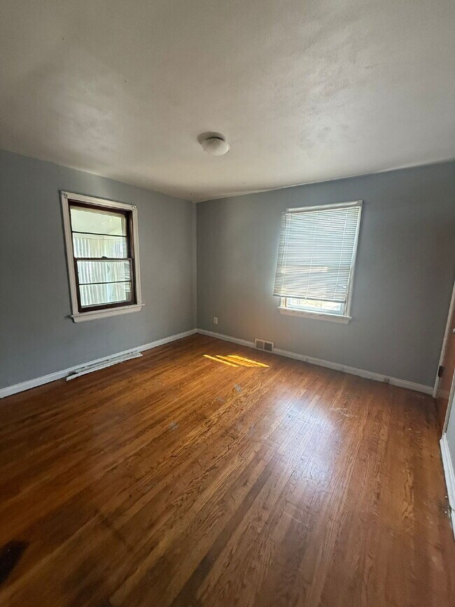 Photo - 8504 Trafford Ln