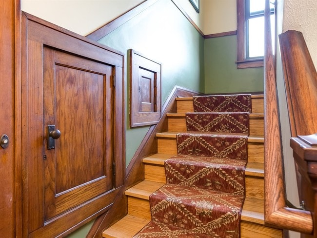 Photo - 995 Grand Ave