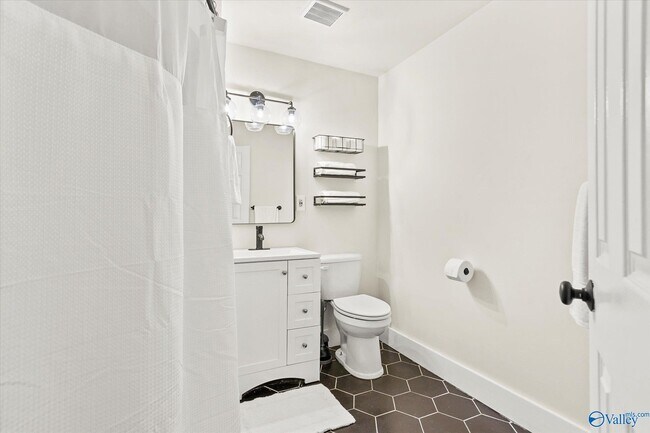 Photo - 3801 SW Triana Blvd Unit 1