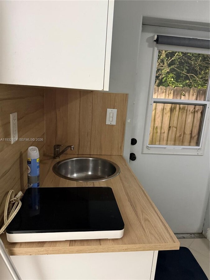 Photo - 17199 NE 2nd Ct