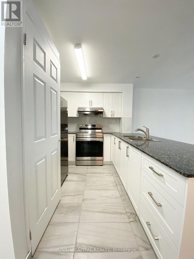 Photo - 4600 Steeles Ave E Unité 202