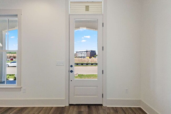 Photo - Luxury Townhome for Rent in Waterpointe | 3 Bed | 2.5 Bath | Private Courtyard