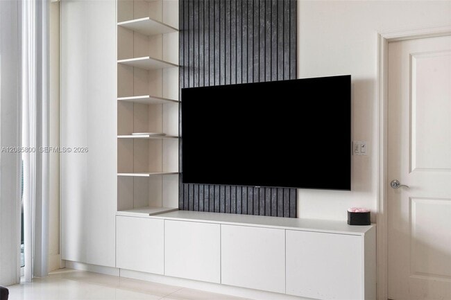 7900 Harbor Island Dr Unit 518