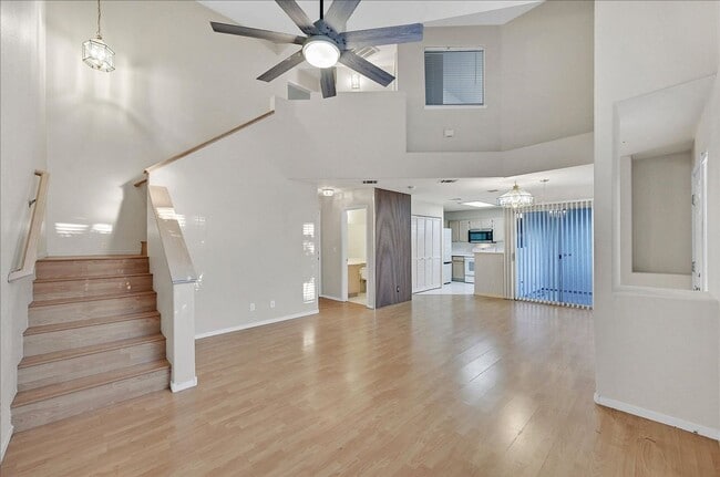 Photo - 2 Bedroom, 2 1/2 bath Townhome