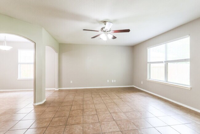 Photo - 10005 Sterling Pl Dr