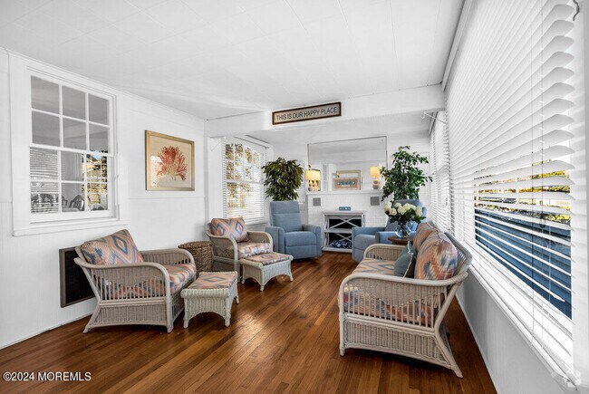 Building Photo - 310 Brooklyn Blvd Rental
