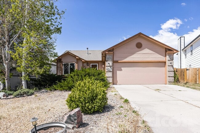 Building Photo - 2920 Frazier Ln