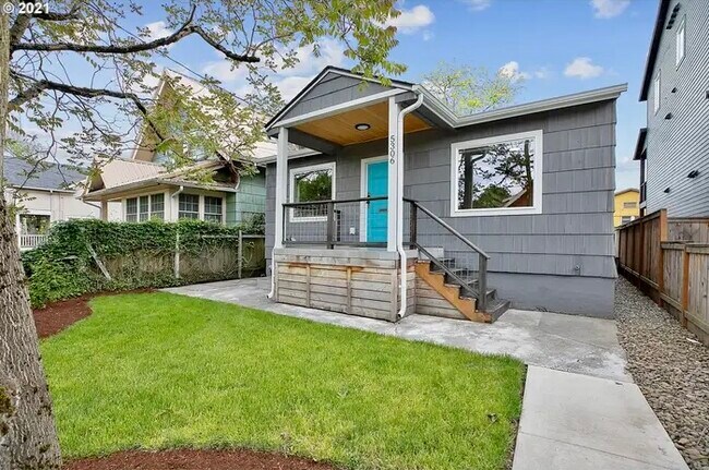 Photo - 5306 NE 15th Ave House
