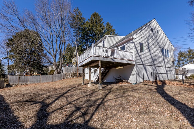 Photo - 270 Cross St