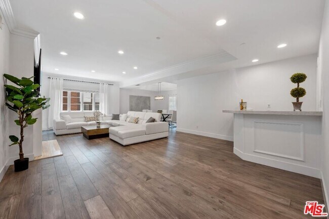 Photo - 405 N Palm Dr Unidad 203