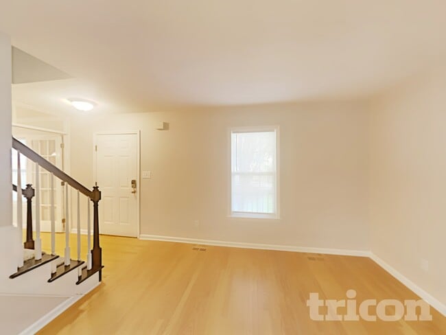 Photo - 120 Hocutt Dr