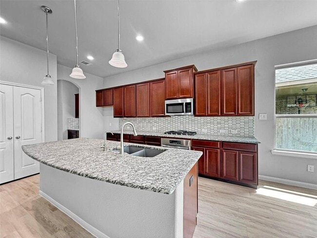 19835 Quarry Stone Ln