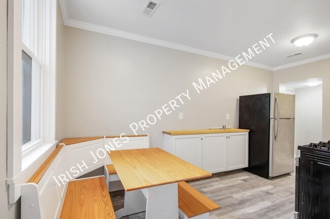 109 17th St Unit 2