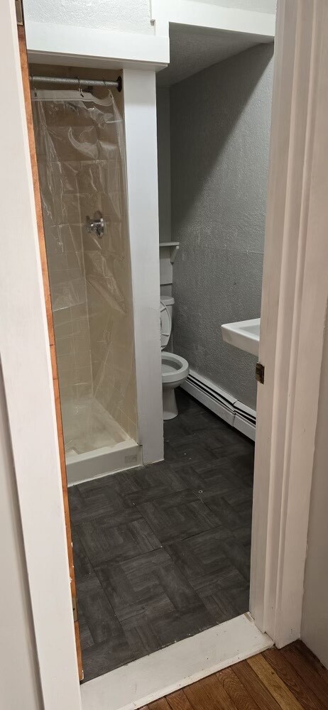 Photo - 192 Kelton St