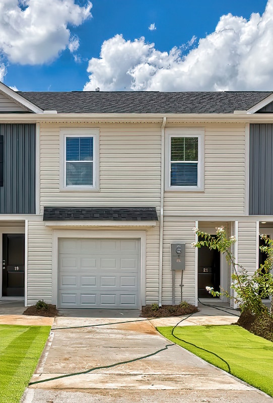 Building Photo - 173 Winding Chestnut Dr Rental