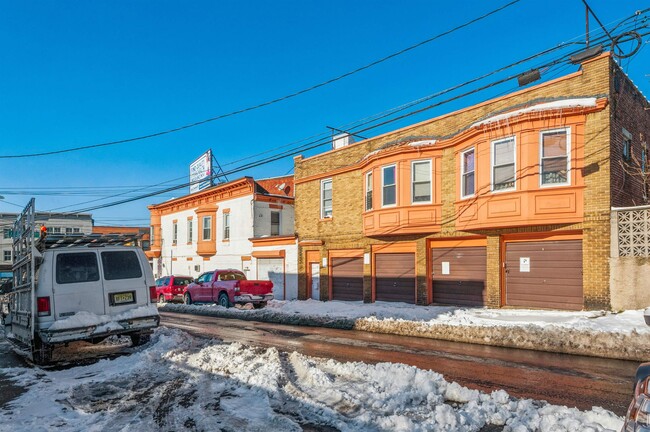 Photo - 6200 John F. Kennedy Blvd Unidad A Rental