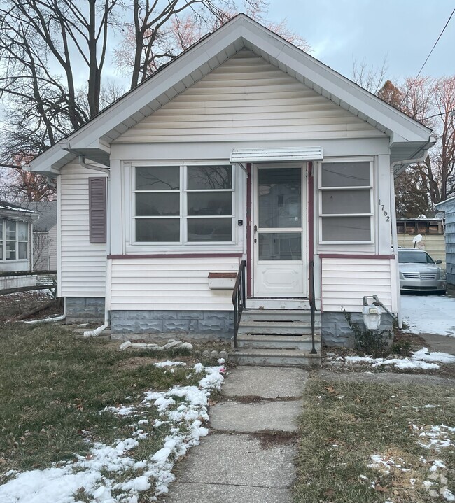 Building Photo - 1752 Marne Ave Rental