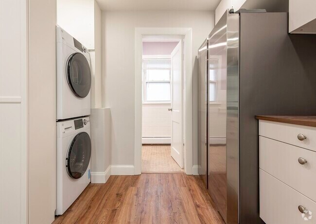 Building Photo - 106 Byron St Unit A Rental