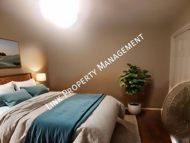 Photo - 7183 Holland Ln