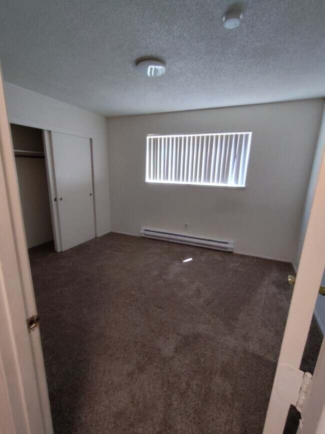 Oak Manor Apartments