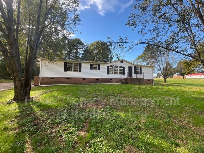 Building Photo - 318 Rankin Hill Rd Rental