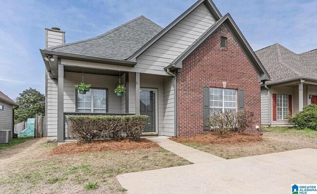 Photo - 115 Charlton Ln