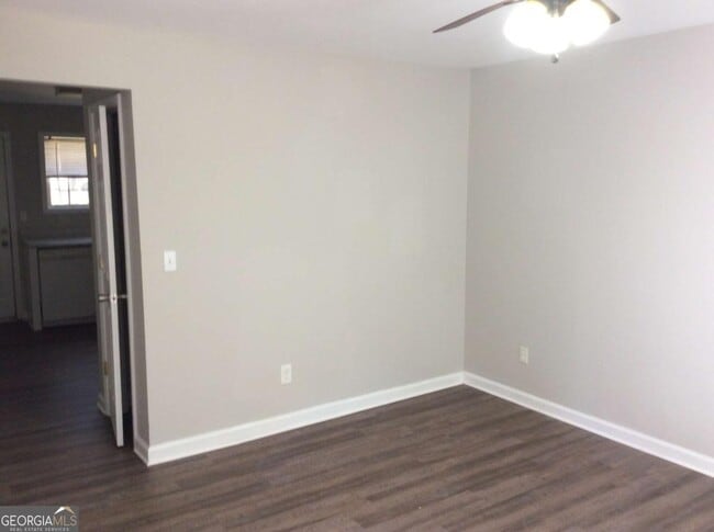 Photo - 130 Meadowbrook Ct