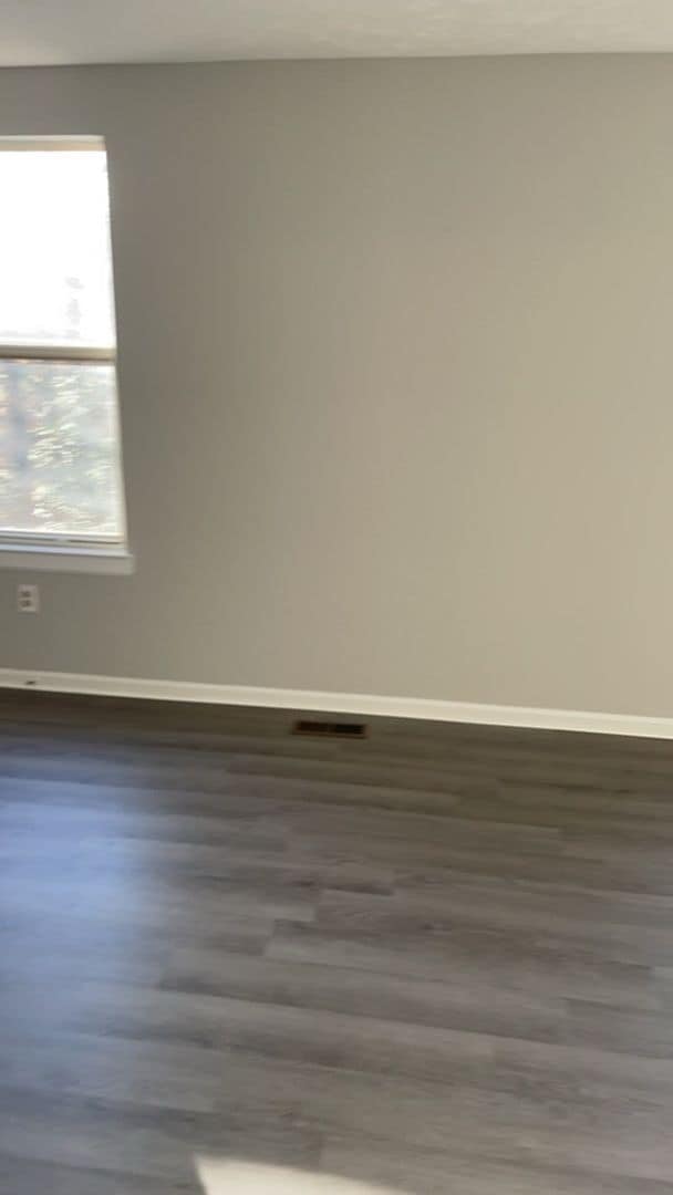 Photo - 16198 Henderson Ln