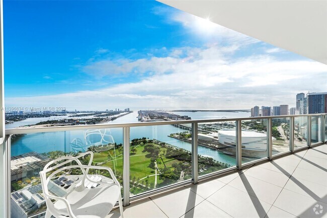 Building Photo - 1100 Biscayne Blvd Unit 3904 Rental