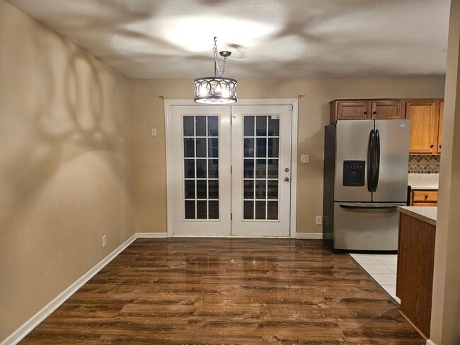 Photo - 3757 Naples Ct N