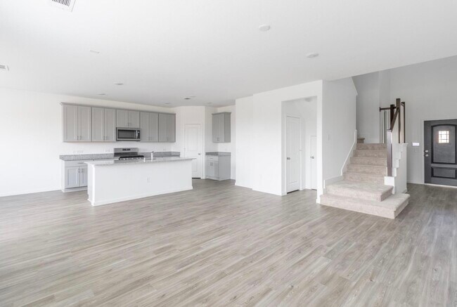 Photo - 1052 Greenshank Dr