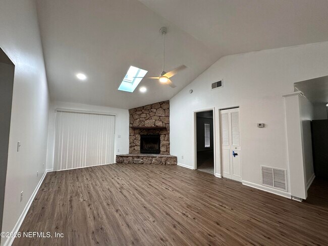 Photo - 2538 Green Spring Dr