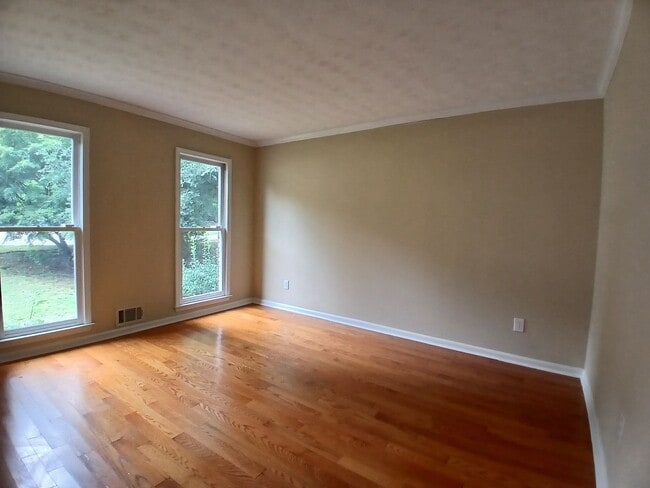 Photo - 4761 Habersham Way SE