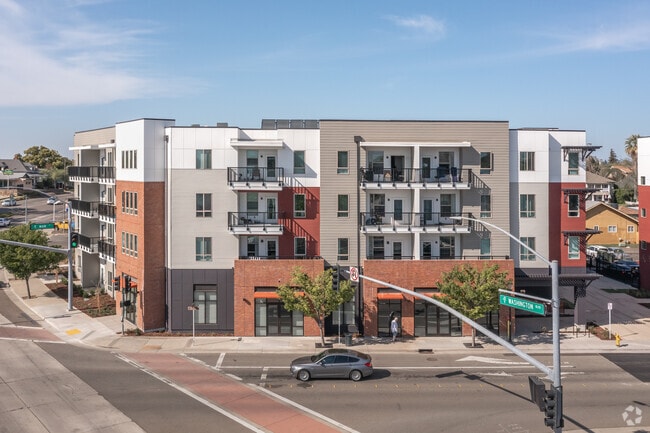 Photo - Main Street Plaza