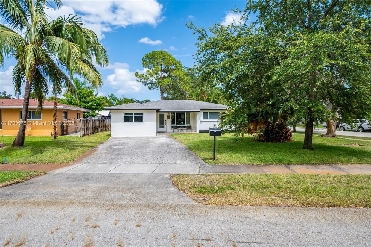 Photo - 1620 SW 33rd Ave (Fort Lauderdale, FL)