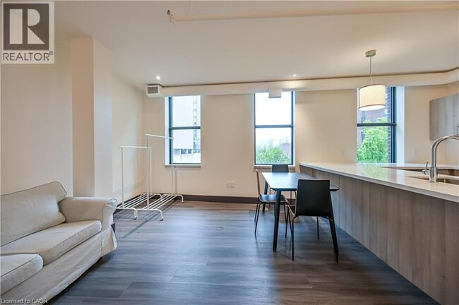 Photo - 121 King St E Unit 401
