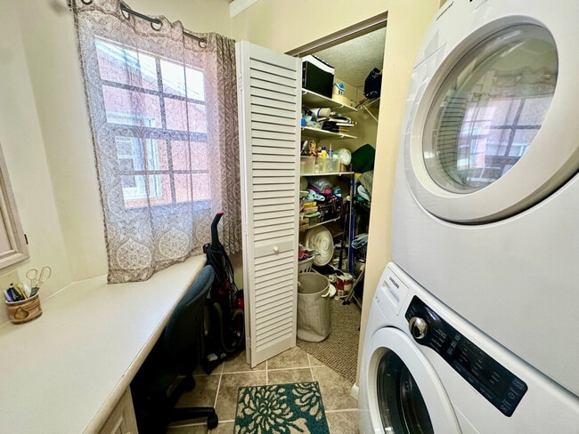 Photo - 388 Nettles Blvd Unidad SI ID1537506P