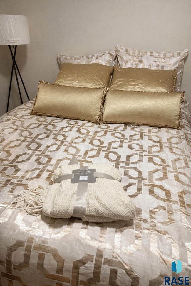 Photo - 920 S Summit Ave