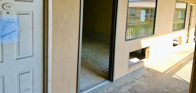 Photo - 5009 Harrison Rd